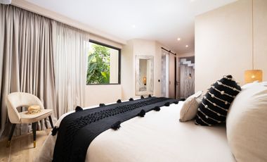 LUJOSA VILLA BOHEMIA