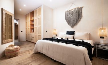 LUJOSA VILLA BOHEMIA