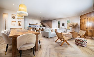 LUJOSA VILLA BOHEMIA