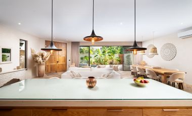 LUJOSA VILLA BOHEMIA