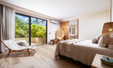 LUJOSA VILLA BOHEMIA