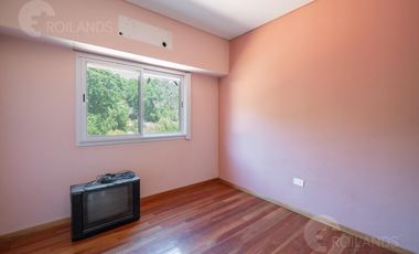 VENTA CASA 7 AMBIENTES DOS COCHERAS PARQUE Y PARRILLA VILLA ADELINA