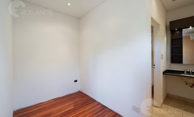 VENTA CASA 7 AMBIENTES DOS COCHERAS PARQUE Y PARRILLA VILLA ADELINA