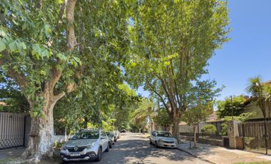 VENTA CASA 7 AMBIENTES DOS COCHERAS PARQUE Y PARRILLA VILLA ADELINA