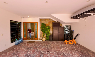 Casa en venta | 4R | 262m2 |  av Jacarandas y av Obelisco | Zapopan