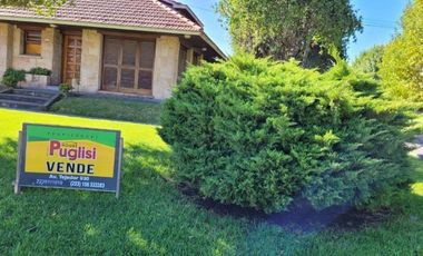 Casa en venta - 2 Dormitorios 2 Baños - Mar del Plata