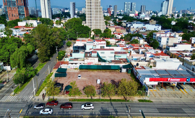 Terreno comercial | Venta | 1,307 m2 | Justo Sierra y Américas Ladron de Guevara