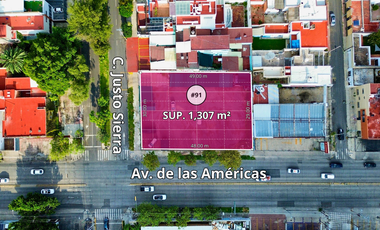 Terreno comercial | Venta | 1,307 m2 | Justo Sierra y Américas Ladron de Guevara