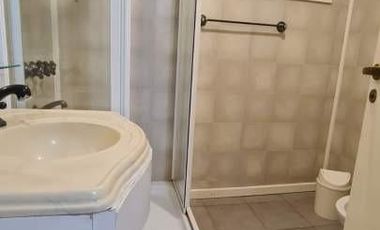 Casa en venta - 2 Dormitorios 2 Baños - 1045mts2 - Carilo