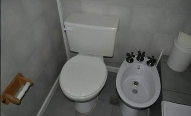 Casa en venta - 2 Dormitorios 2 Baños - 1045mts2 - Carilo