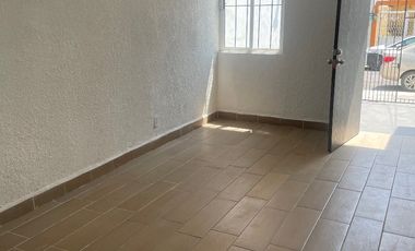 Casa en Atlanta, cerca Multiplaza Izcalli.