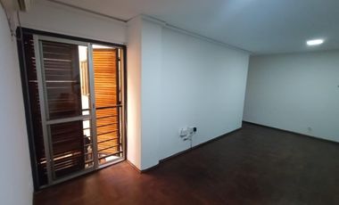 Nva Cba: 2 Dorm sobre calle Ituzaingo al 600