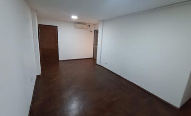 Nva Cba: 2 Dorm sobre calle Ituzaingo al 600