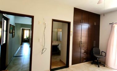 Casa de una PLANTA en RENTA, Nogueras, Comala