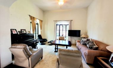 Casa de una PLANTA en RENTA, Nogueras, Comala