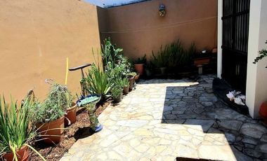 Casa de una PLANTA en RENTA, Nogueras, Comala