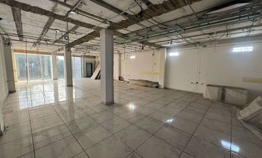 Edificio en Venta, Santa Cecilia, 654 m2