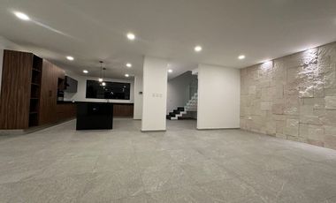CASA NUEVA EN RENTA LOMAS DE ANGELOPOLIS III