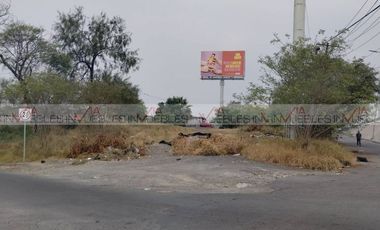 Terreno lateral Barragan