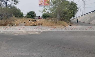 Terreno lateral Barragan