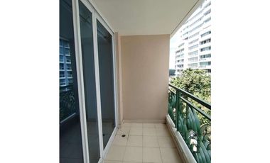 Venta de apartamento en Edison Park (Belview Towers) GTA