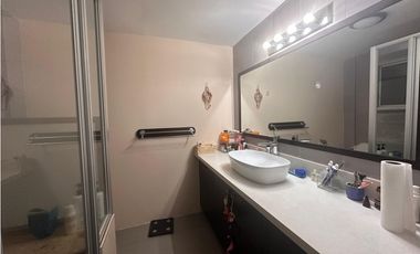 CLAYTON / 420M / 4 HABITACION / 3 NIVELES / 2 PARKING / LINEA BLANCA