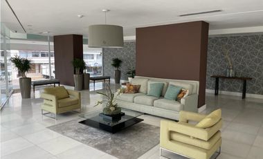 Alquiler: 3 habitaciones en Edificio Tee One, al lado del Parque Omar