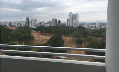 Alquiler: 3 habitaciones en Edificio Tee One, al lado del Parque Omar