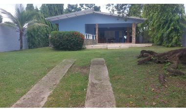 Casa de playa en venta y alquiler en Costa Esmeralda, San Carlos.