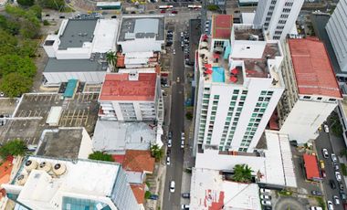 Se Vende Casa de 901m2 en Ave. Aquilino de La Guardia, Bella Vista