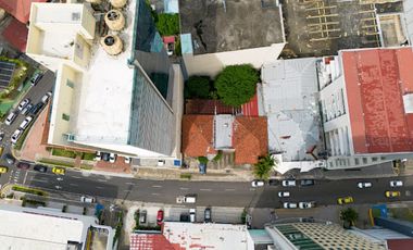 Se Vende Casa de 901m2 en Ave. Aquilino de La Guardia, Bella Vista