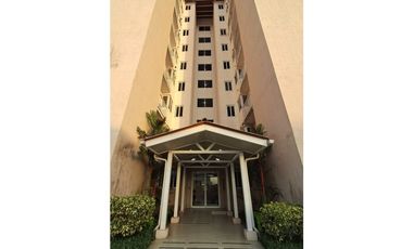 ALQUILER DE APARTAMENTO EN VERSALLES VACIO