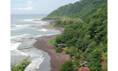 REMATE DE  FINCA EN PLAYA CAMBUTAL LOS SANTOS FRENTE AL MAR