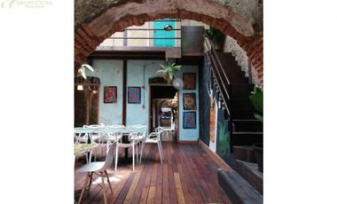 VENTA LOCAL COMERCIAL EN CASCO ANTIGUO