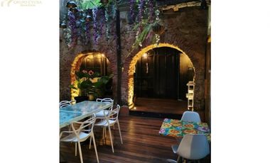 VENTA LOCAL COMERCIAL EN CASCO ANTIGUO
