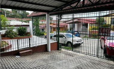 VENTA DE CASA EN VILLA LUCRE LAS QUINTAS II