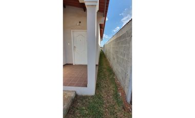 VENTA DE CASA EN BRISAS DEL GOLF ARRAIJAN