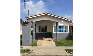 VENTA DE CASA EN LA MITRA, URB. BRISAS DE BELEN