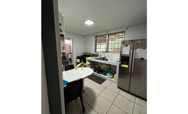 VENTA CASA EN BRISAS DEL GOLF REMODELADA