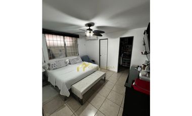 VENTA CASA EN BRISAS DEL GOLF REMODELADA