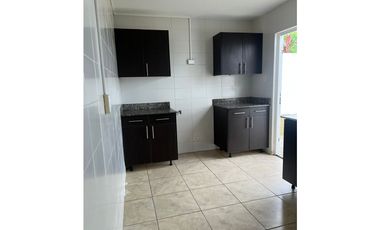 ALQUILER CASA EN BRISAS DEL GOLF ARRAIJAN