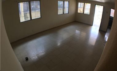 VENTA DE CASA EN LOCERIA VACIA