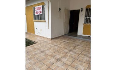 VENTA DE CASA EN LOCERIA VACIA