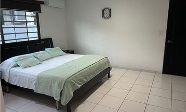 VENTA DE CASA EN PARQUE LEFEVRE