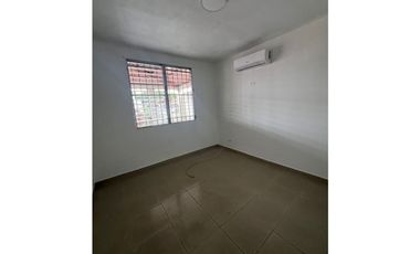 CASA EN VENTA EN BRISAS DEL GOLF