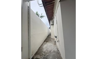 CASA EN VENTA EN BRISAS DEL GOLF