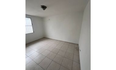 CASA EN VENTA EN BRISAS DEL GOLF