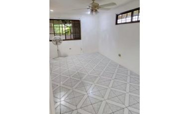 VENTA DE CASA EN SANTA CLARA