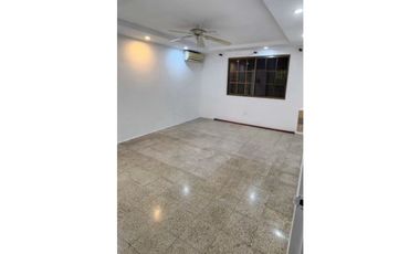 VENTA DE CASA EN SANTA CLARA