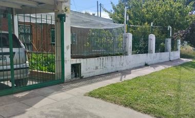 CASA 3 AMB GARAGE ZONA AEROPARQUE